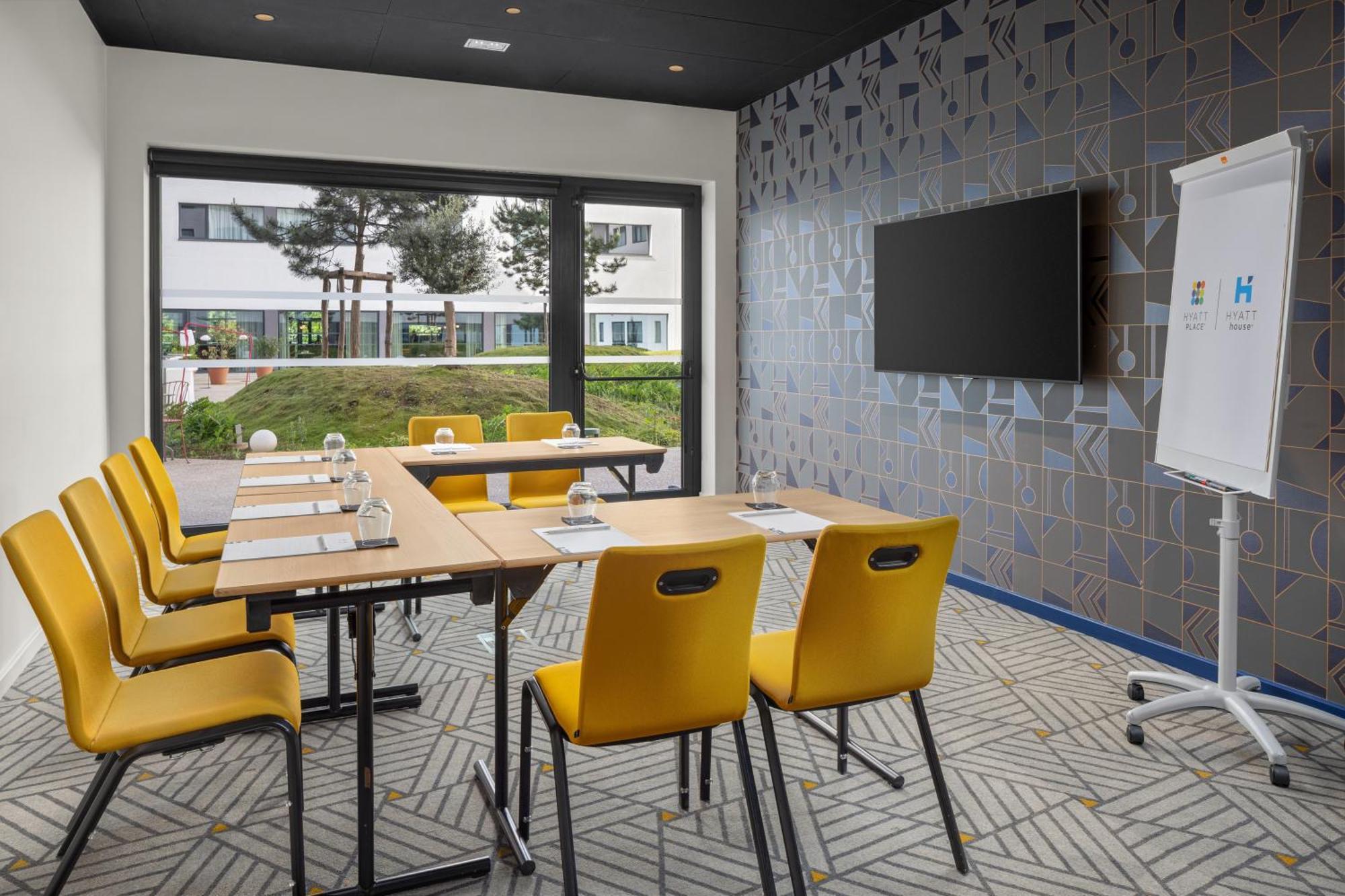 Hyatt Place Paris Charles De Gaulle Airport Roissy-en-France Bagian luar foto